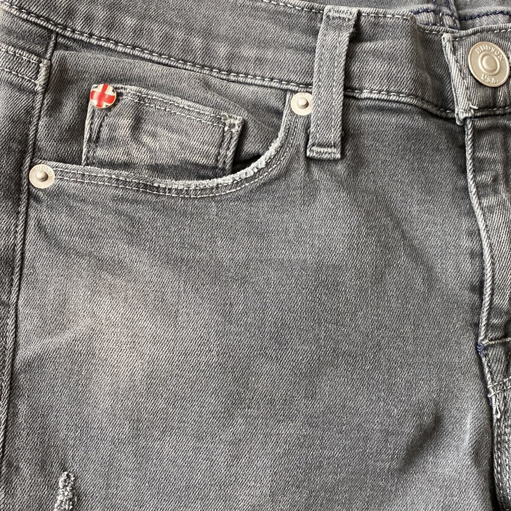 Grey Hudson skinny size 26